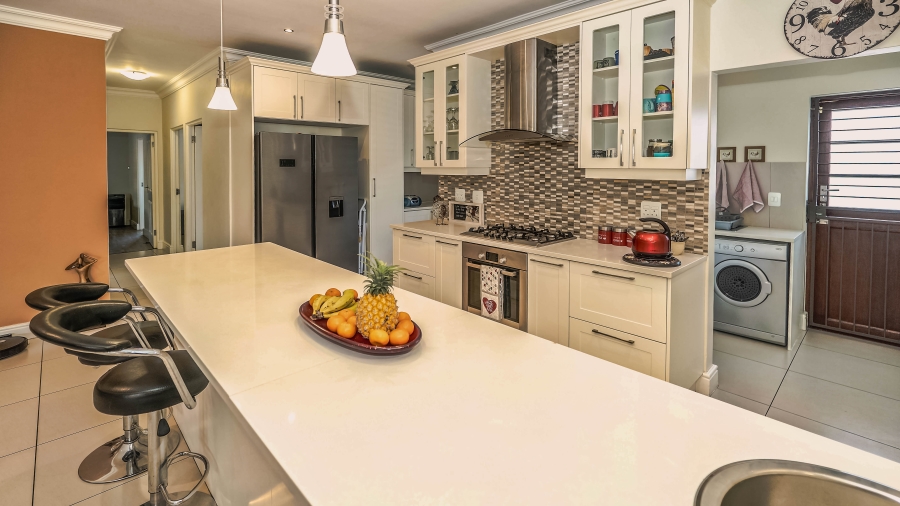 3 Bedroom Property for Sale in Sonkring Western Cape